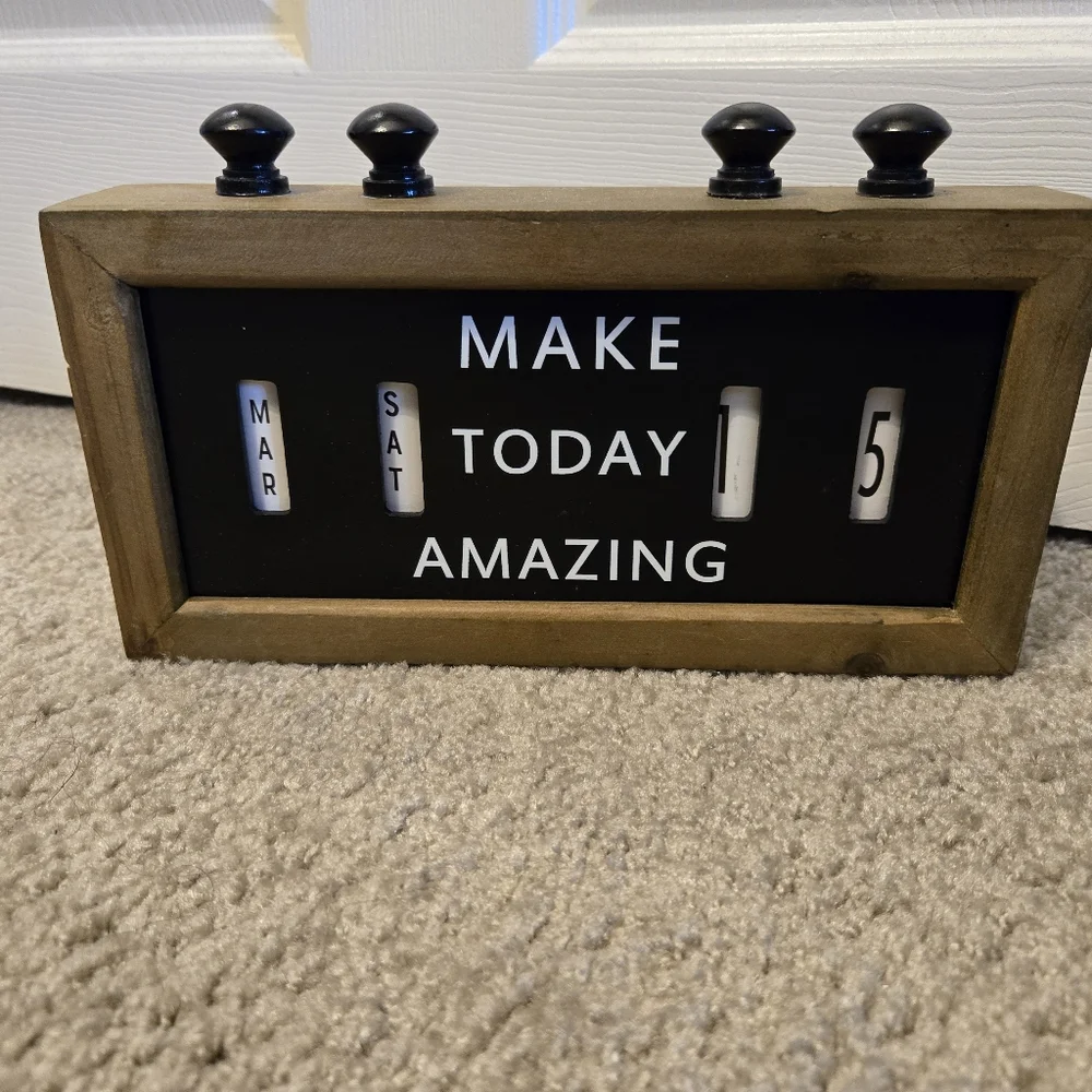 Wooden Flip Calendar with Inspirational Message